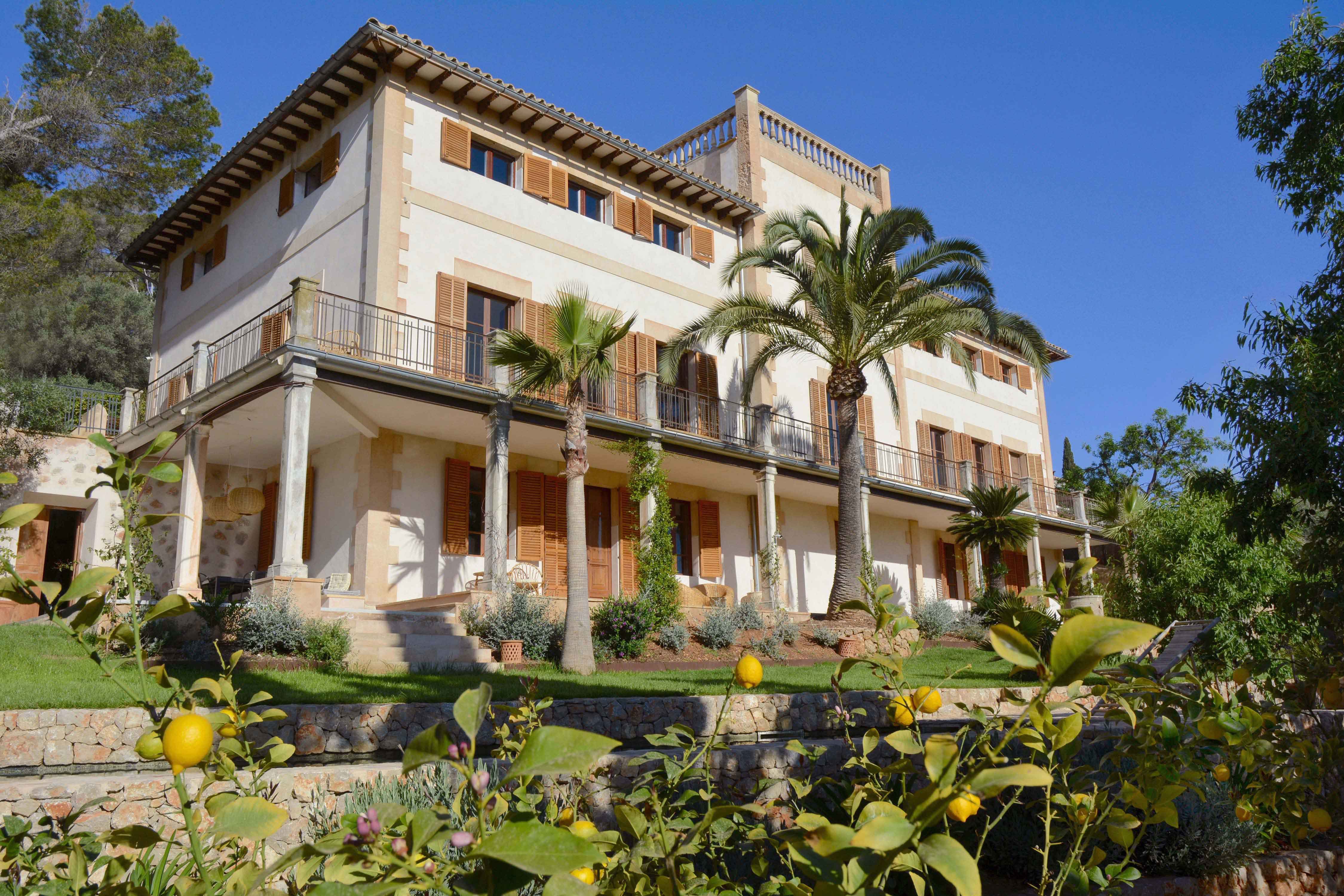 The best villas for group holidays | Villa Havana, Mallorca | Mr & Mrs Smith Editorial 