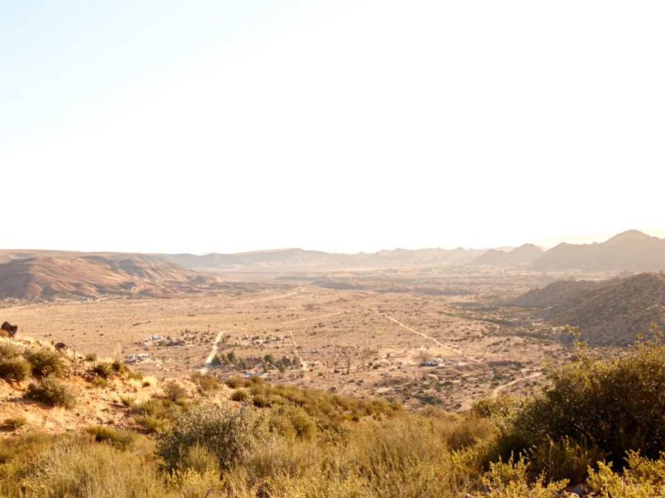Desert landscape near Pioneertown Motel | Mr & Mrs Smith